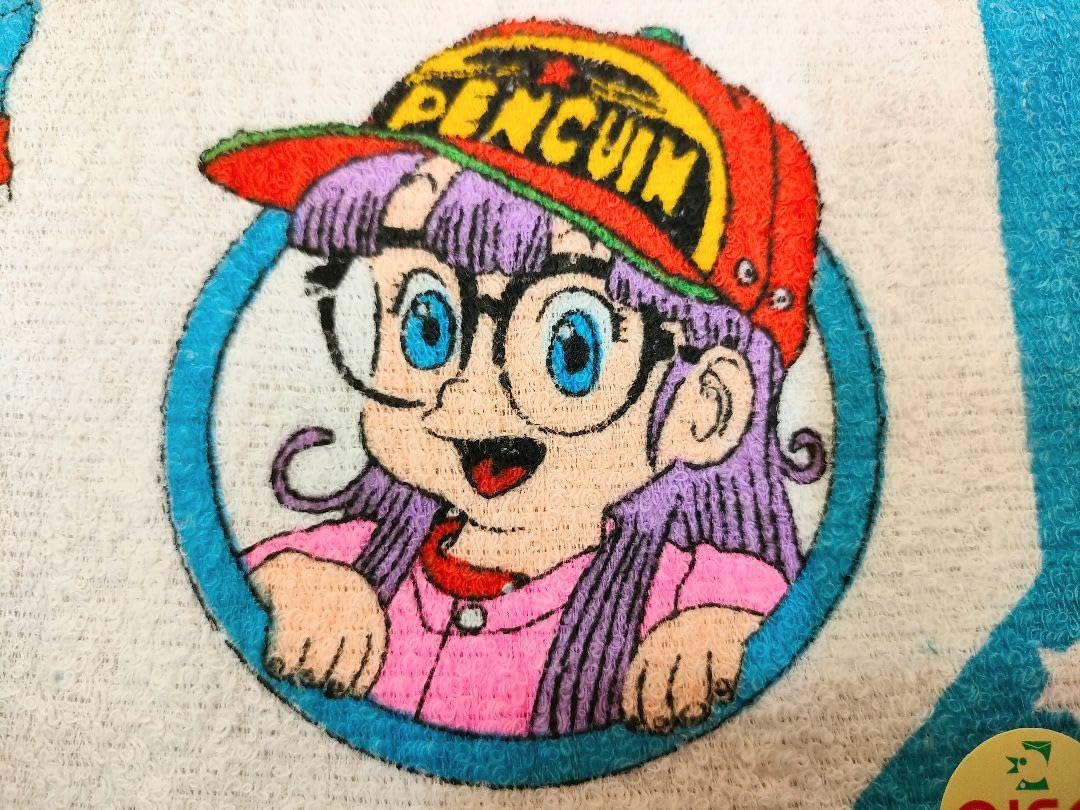 Amazon.co.jp: Dr.スランプアラレちゃん タオルハンカチ : ファッション